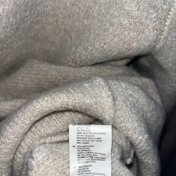 RDI Mossy V-Neck Sweater - Cream - Picture 6 of 6